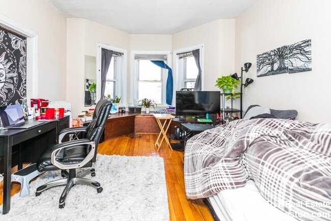 Photo - 1284 Commonwealth Ave Apartment