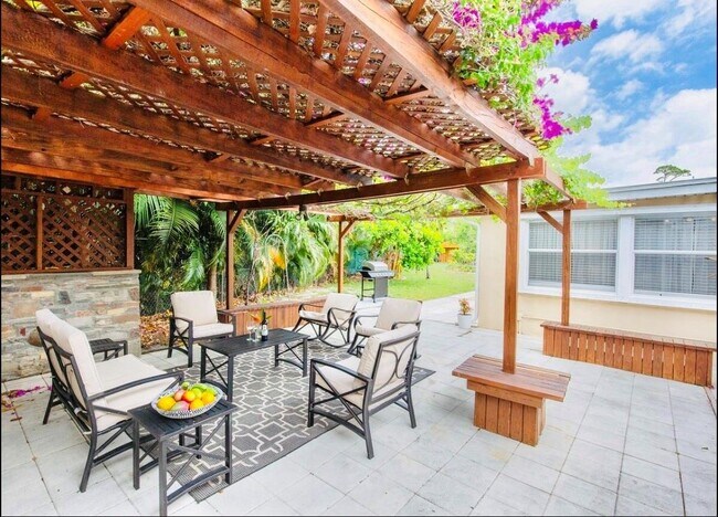 Foto del edificio - 279 Hach Ln
