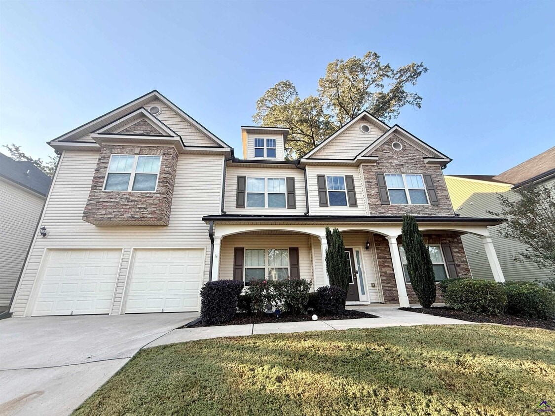 Primary Photo - 108 W Haven Dr