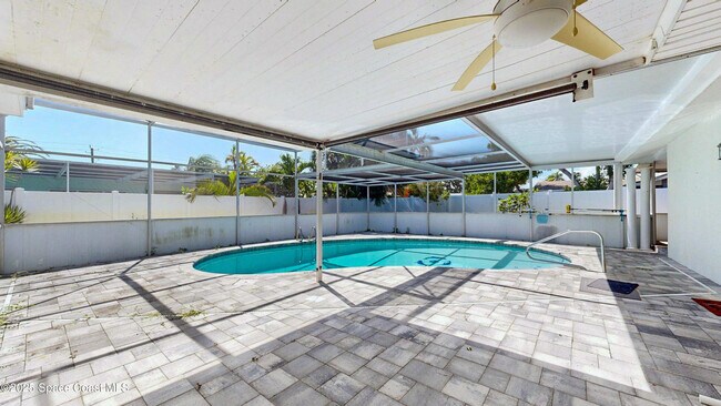 Building Photo - 410 Finch Dr