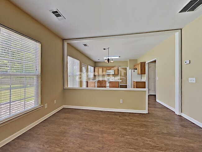 Building Photo - 2251 Monthemer Cv