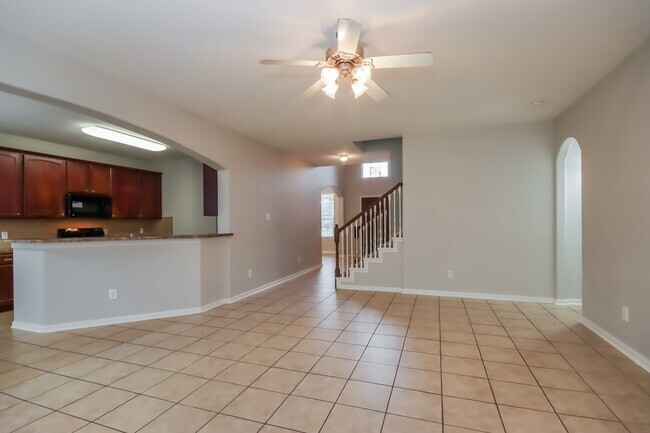 Foto del edificio - 16426 Rudder Dr