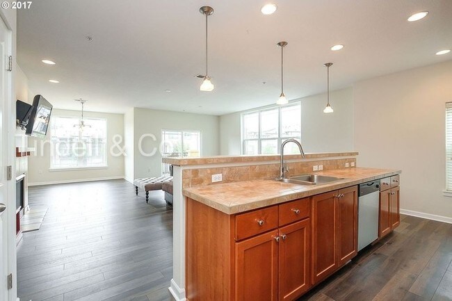 Building Photo - 18533 NW Red Wing Way