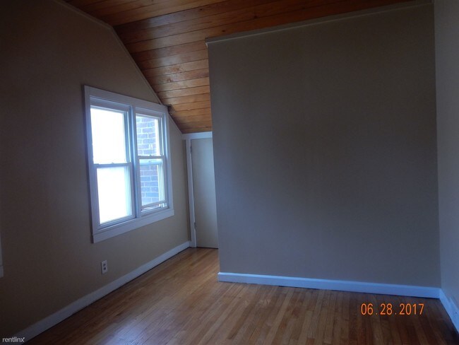 Foto del edificio - 16537 Lindsay St