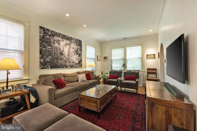 Foto del edificio - 5534 Nevada Ave NW