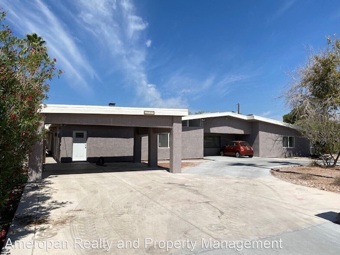 Primary Photo - 6 br, 3 bath House - 2047 Westwind Rd