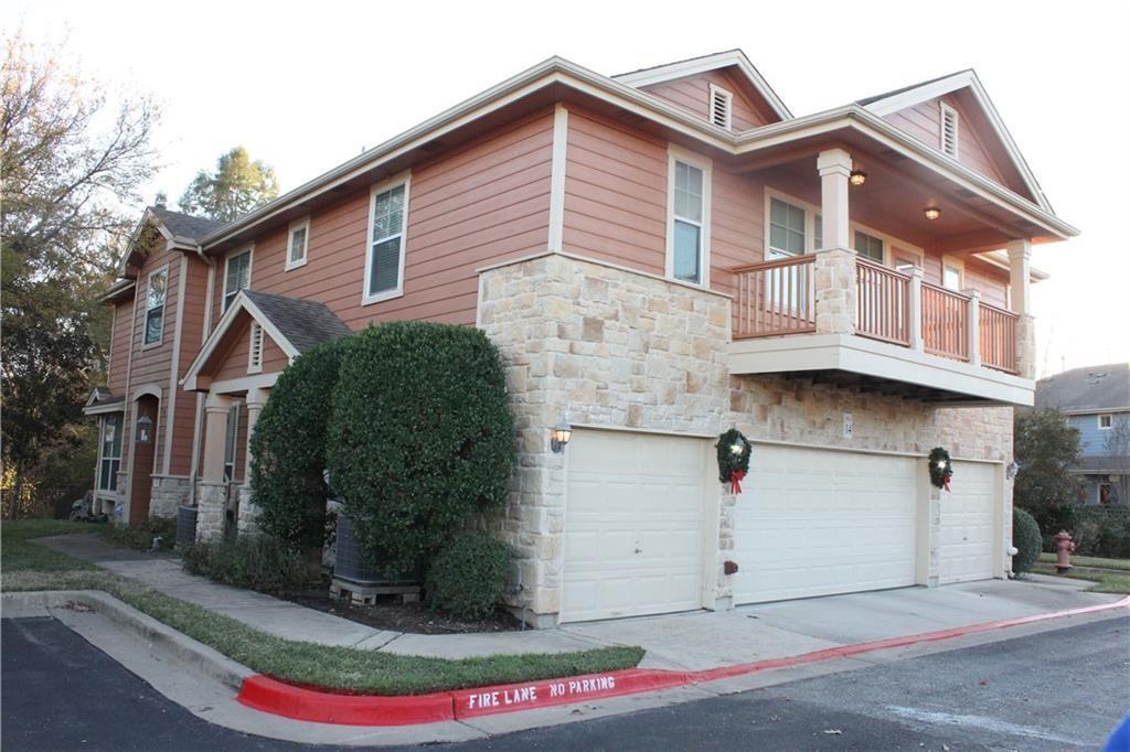 Foto principal - 1481 E Old Settlers Blvd
