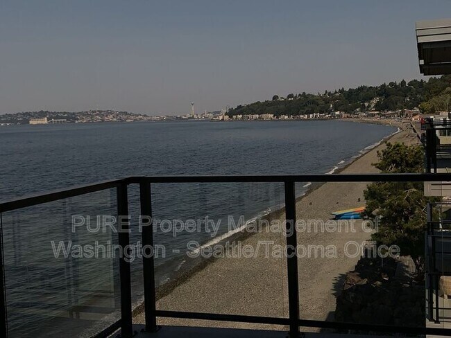 Foto del edificio - 3055 Alki Ave SW