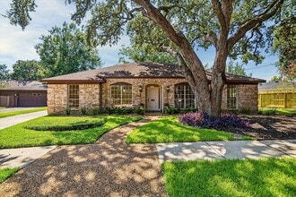 Building Photo - 9402 Brig O Doon Cir