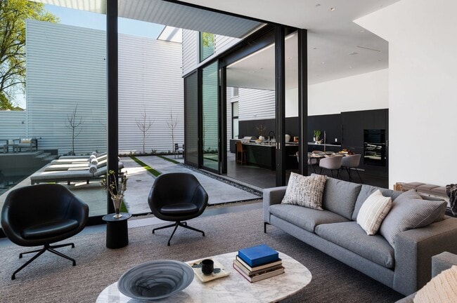 Foto del edificio - 214 Tucker St