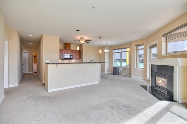Foto del edificio - Views of Lake Union Gorgeous 2 bedroom with 2 decks