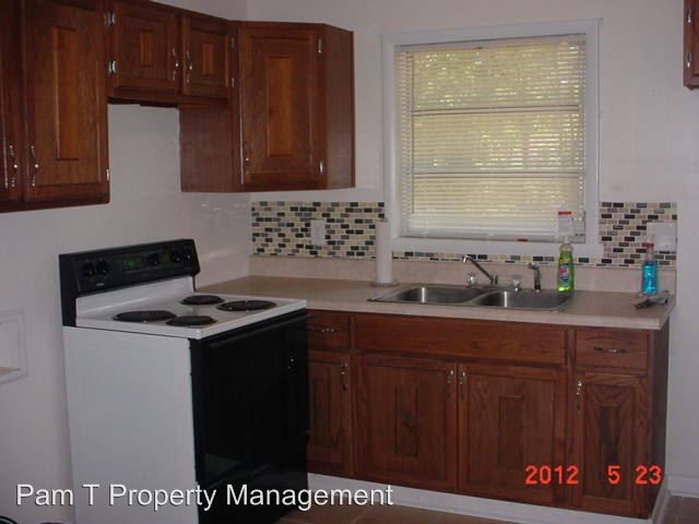 Building Photo - 2127 E De Renne Ave