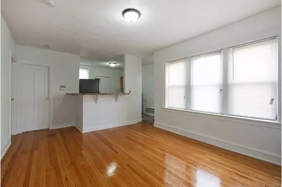 Foto del interior - 8456 S Wabash