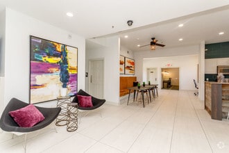 Interior Photo - Grindstone at Columbia