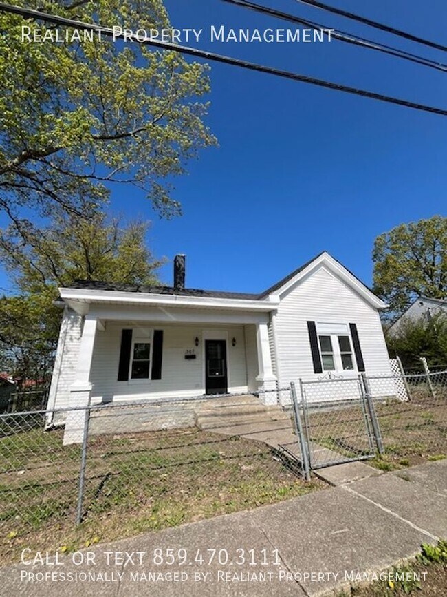 Building Photo - 307 N Central Ave