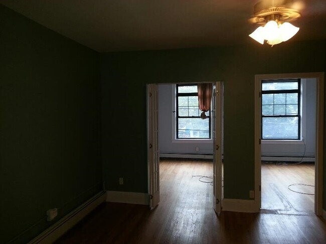 Foto del edificio - 421 Garden St