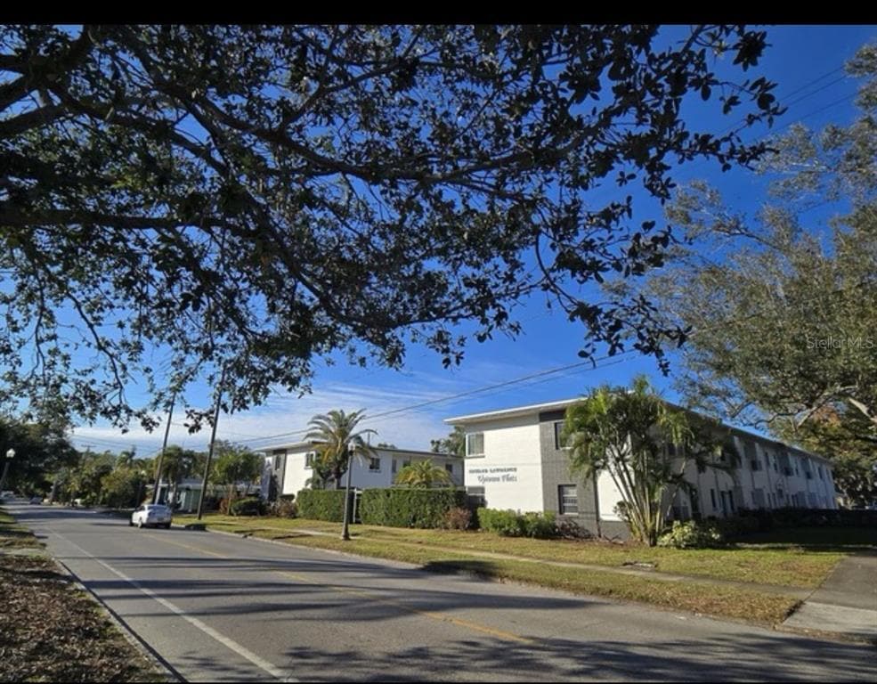Primary Photo - 525 9th Ave N