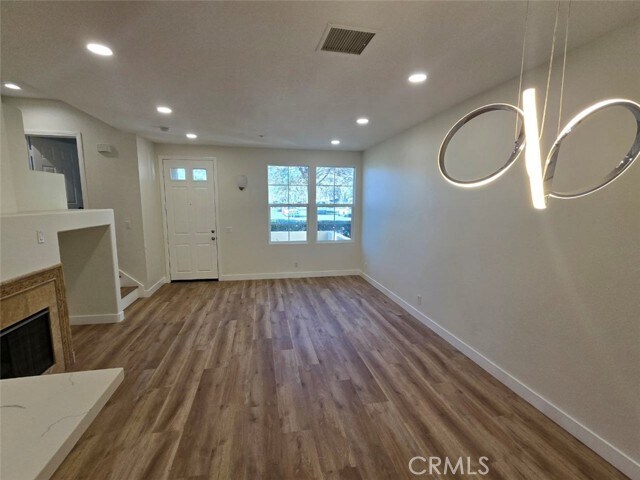 Building Photo - 48 Vermillion