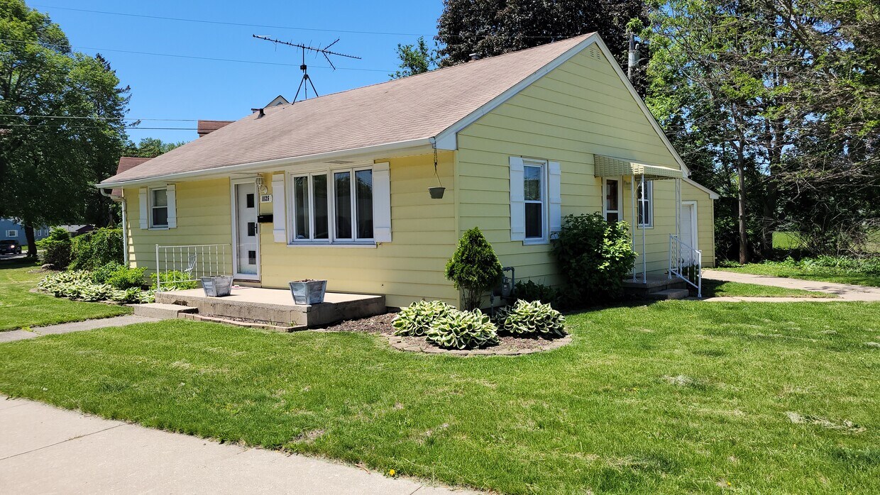 Foto principal - 1125 Woodman Rd