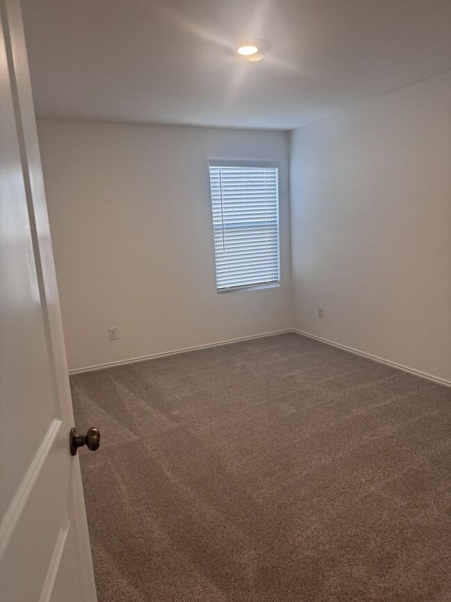 Building Photo - 2316 Dust Devil Dr