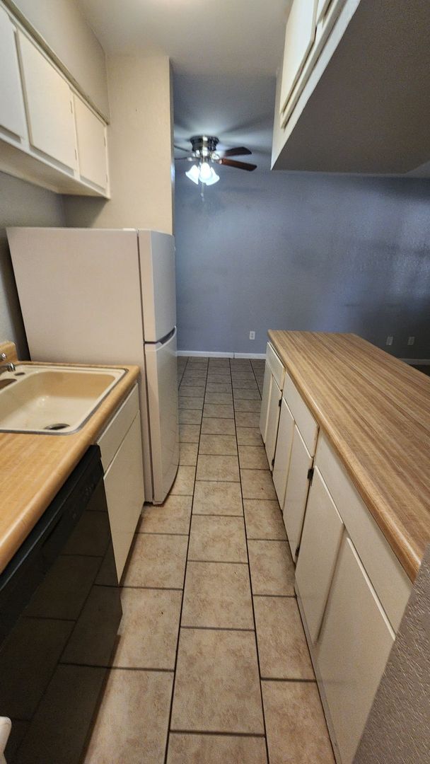 Foto del edificio - 8009 NW 7th Place Villa #299