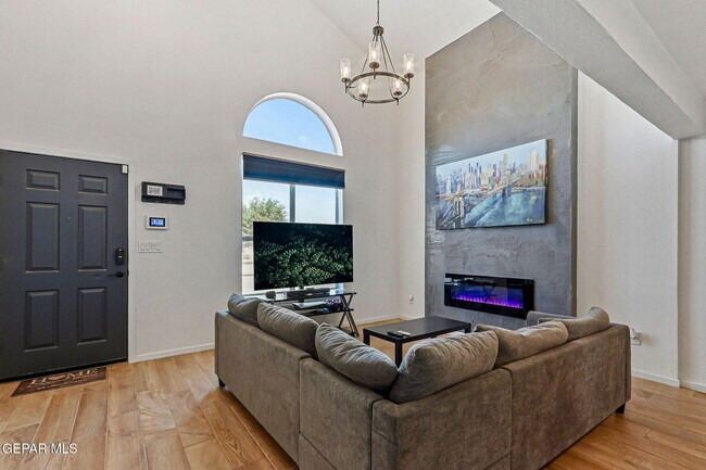 Building Photo - 3936 Tierra Arena Dr