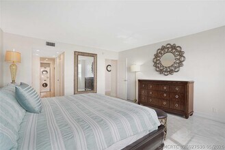 Building Photo - 3430 Galt Ocean Dr