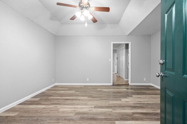 Building Photo - 2496 Rafiki Dr