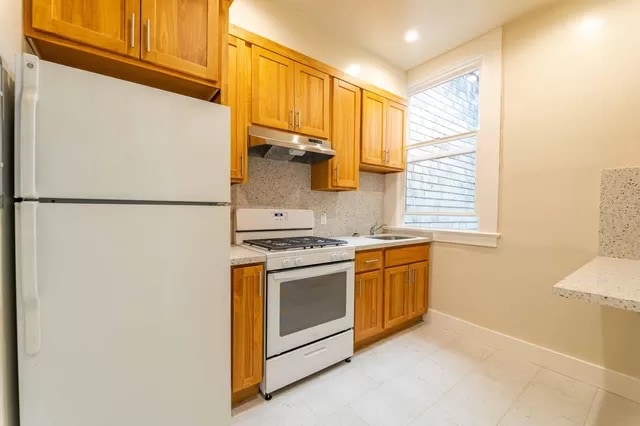 Photo - 1345 Sacramento St Apartment