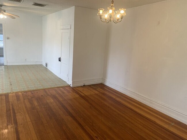 Foto del edificio - 1464 Beach St
