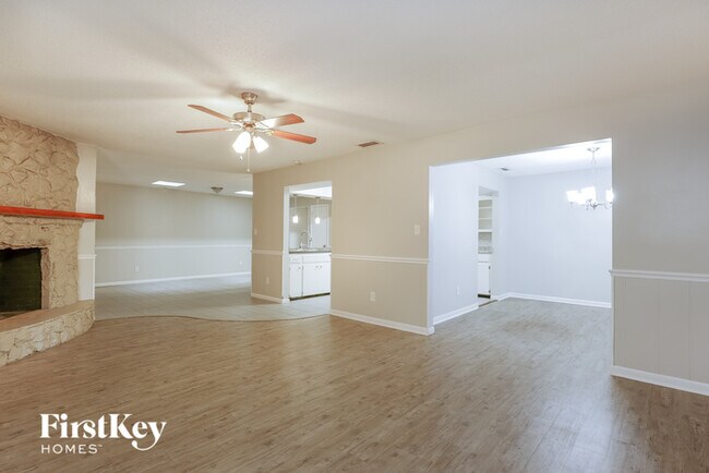 Foto del edificio - *Please note we DO NOT advertise our homes...