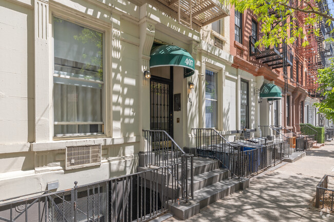Building Photo - 407 E 87th St