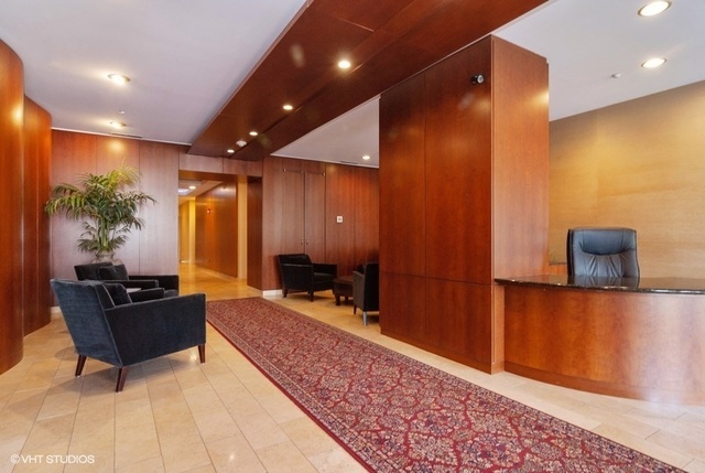 Foto del edificio - 520 S Washington St