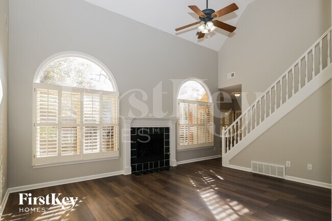 Foto del edificio - 8995 Country Leaf Cove