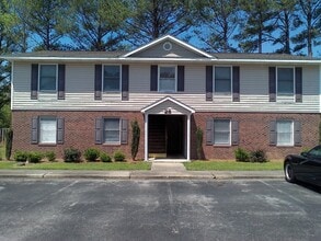 Building Photo - 28 Mustang Ct