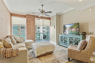 Building Photo - 1431 Riverplace Blvd