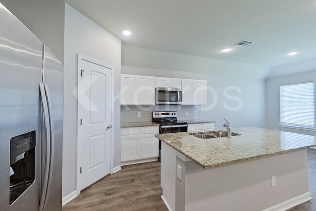 Foto del edificio - 200 Yardley Ct