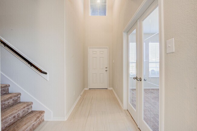 Foto del edificio - Beautiful 5bed/2.5bath Home!