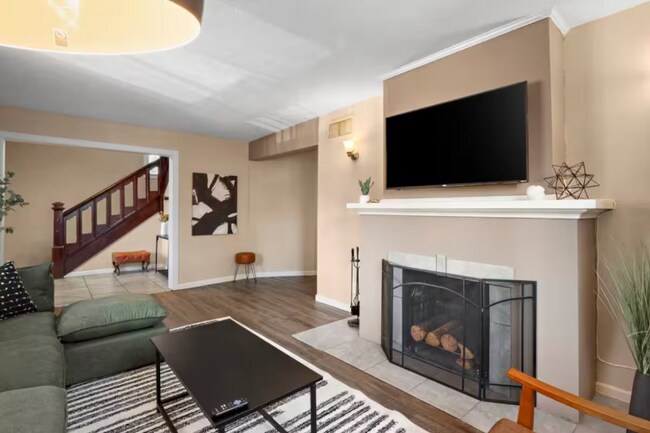 Foto del edificio - 719 E 9th Ave