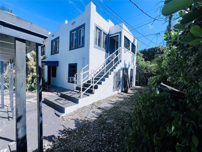 Building Photo - 22 NE 51st St