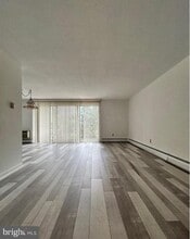 Building Photo - 111 Chestnut St