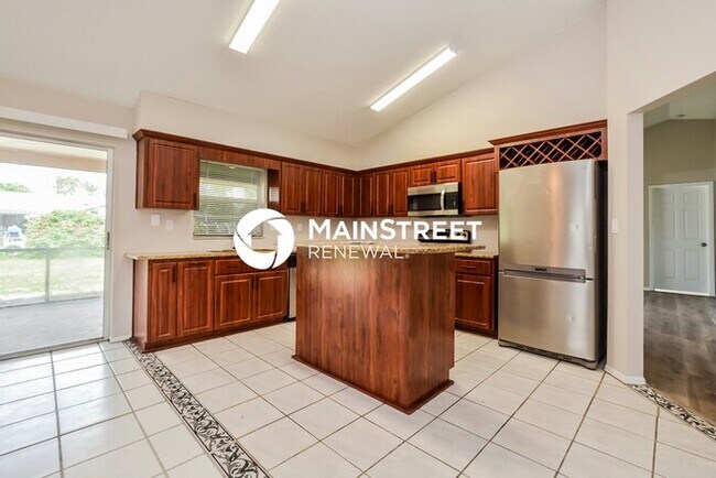 Foto del edificio - 3 Bedroom Pet-Friendly Home in COCOA, FL with Main Street Renewal