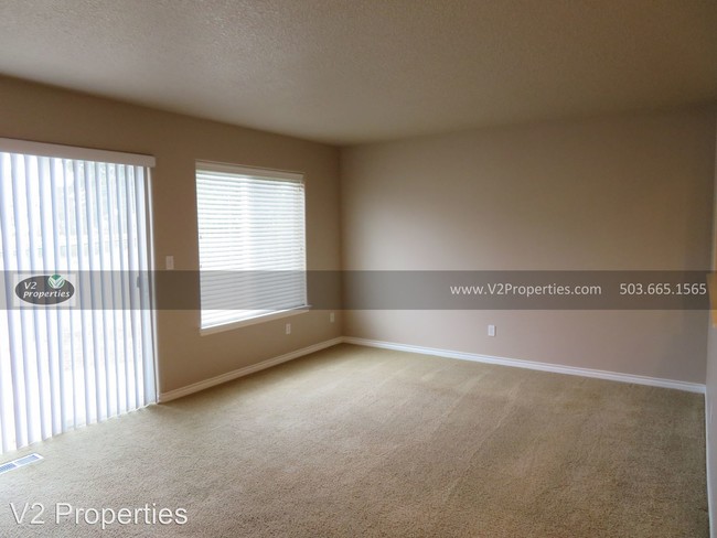 Foto del edificio - 16907 SE Bluff Rd