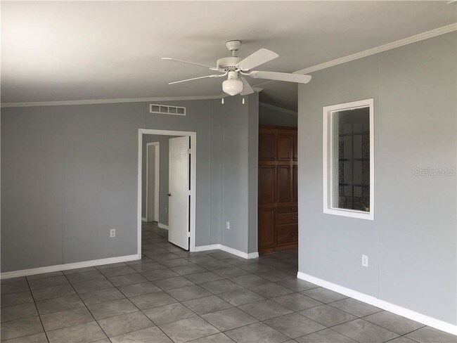 Foto del edificio - 3212 Silver Lake Ct