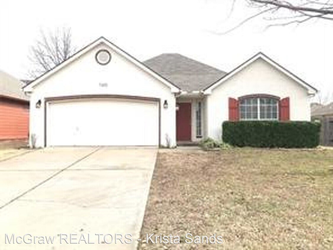 3 br, 2 bath House 7405 S. 93rd E. Ave. House Rental in Tulsa, OK