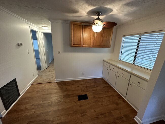 Building Photo - 2 Bed 2 Bath Mobile Home for Rent in Polk City