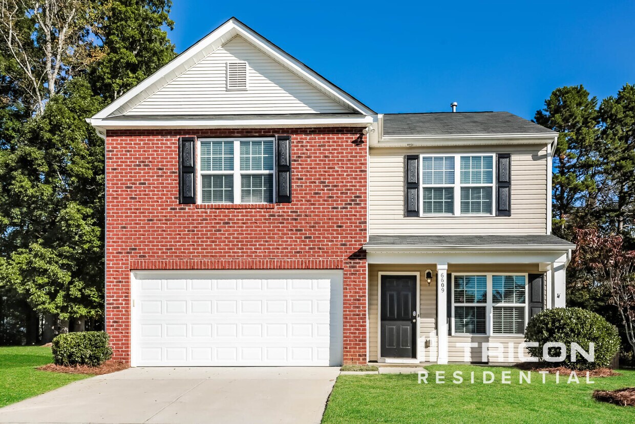 Foto principal - 6609 Tromble Road Whitsett NC
