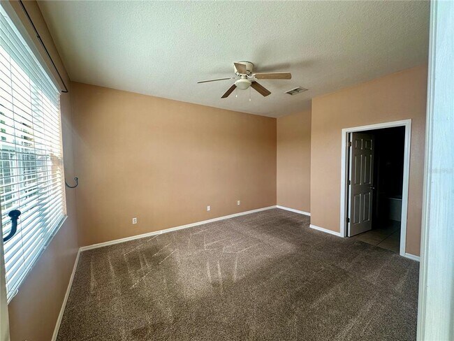 Foto del edificio - 6112 Chapledale Dr