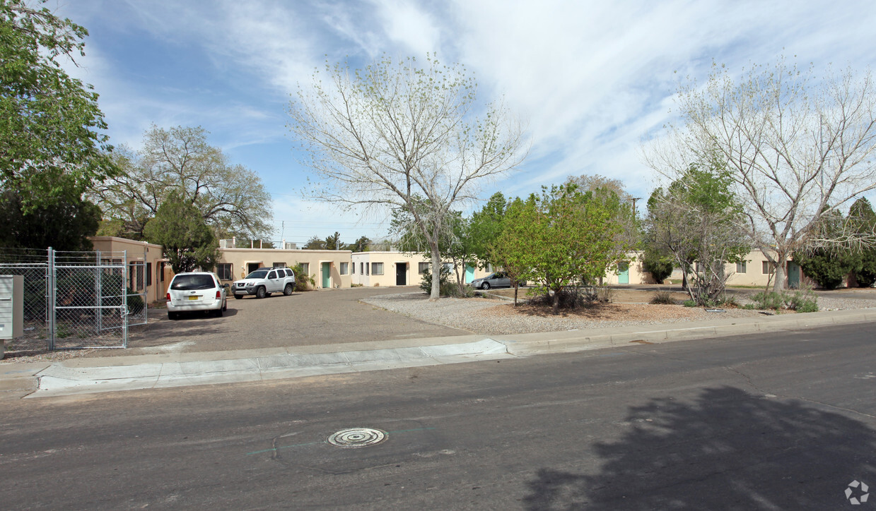 Primary Photo - Alvarado Apartments