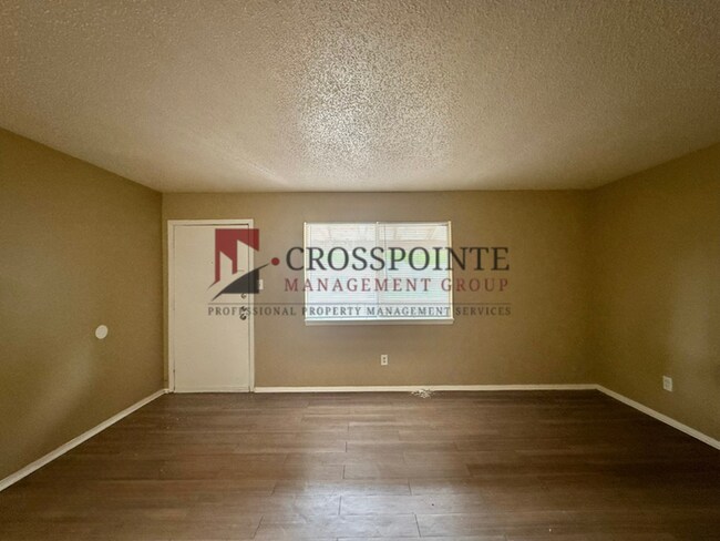 Foto del edificio - Almost Ready! 1 Bed 1 Bath Apartment Near Downtown Tyler!